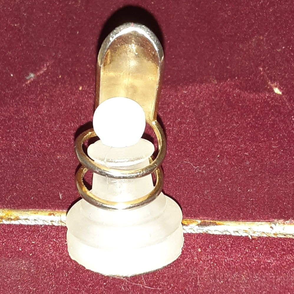 Unique nail ring - Picture 3 of 4
